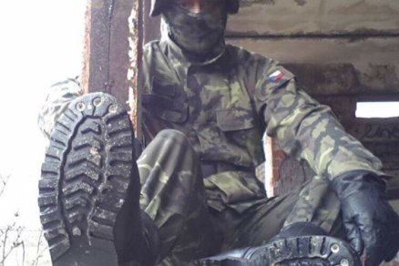 I really like to suck my military bisex friend's