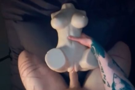 Juego con mi juguete sexual 💦
